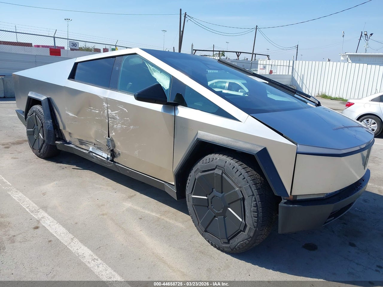7G2CEHEDXRA****** · 2024 TESLA CYBERTRUCK