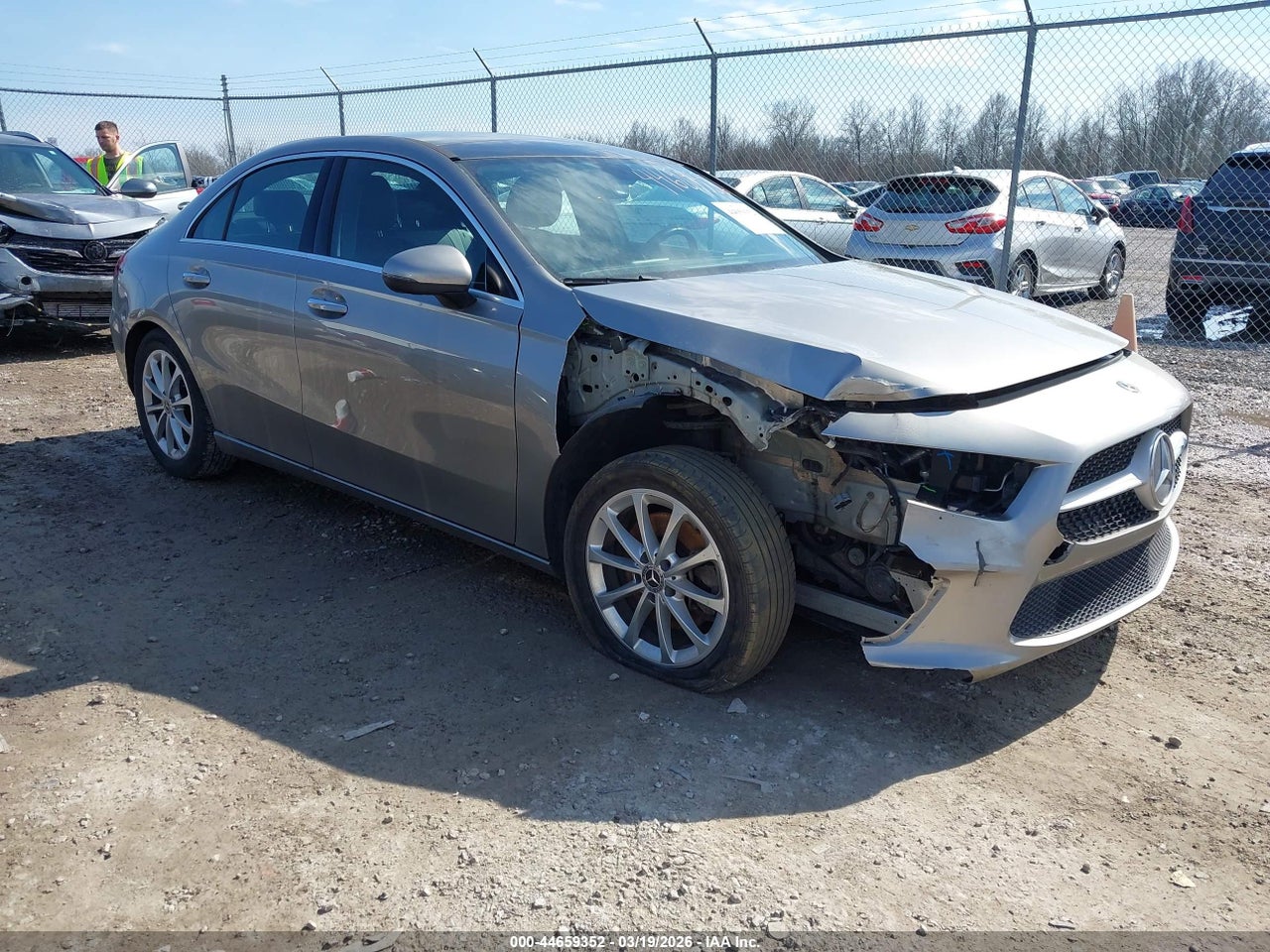 WDD3G4FB4KW****** · 2019 MERCEDES-BENZ A 220 4MATIC