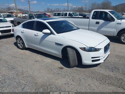 2017 JAGUAR XE 25T