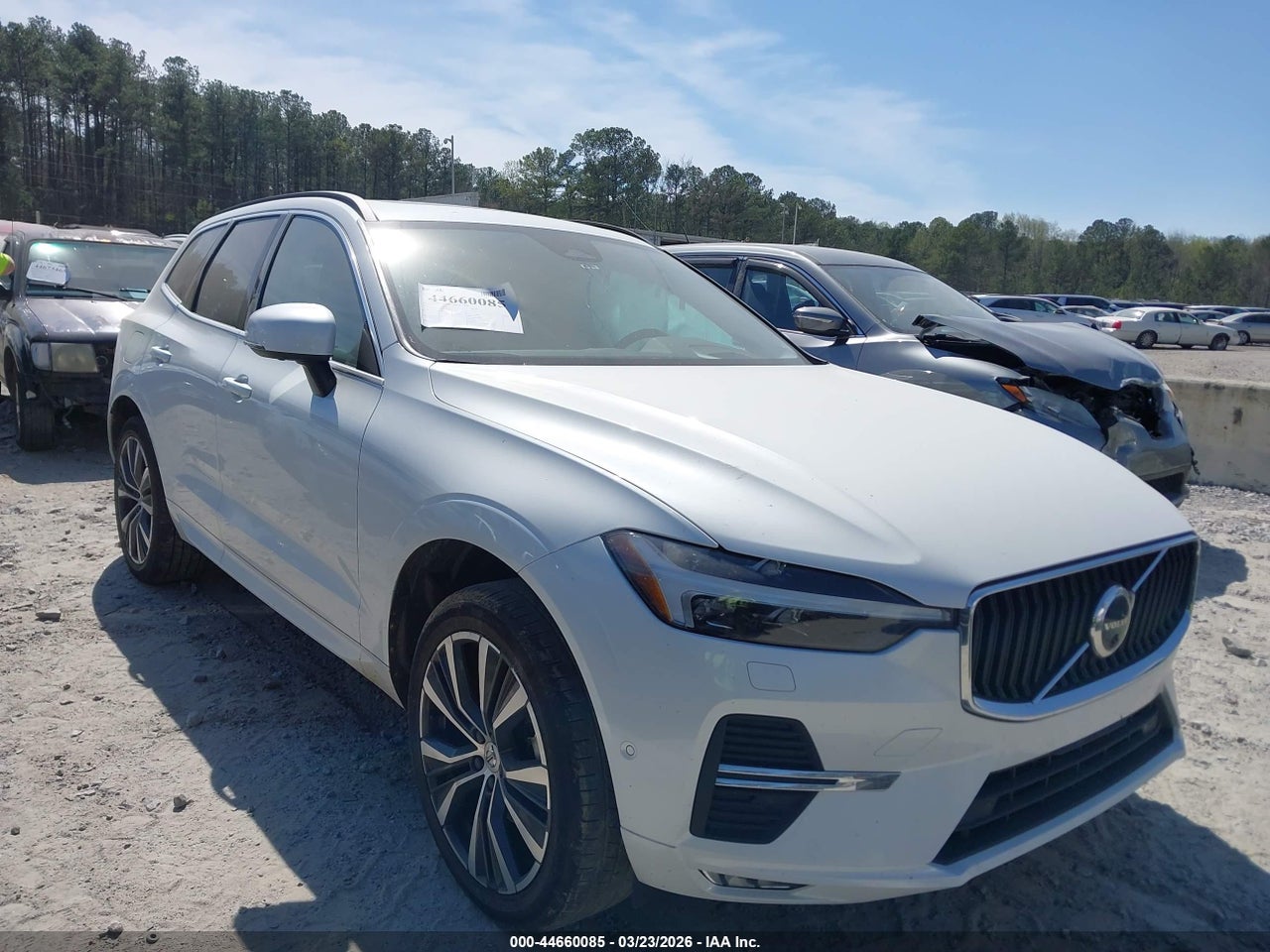 YV4L12DKXN1****** · 2022 VOLVO XC60 B5 MOMENTUM