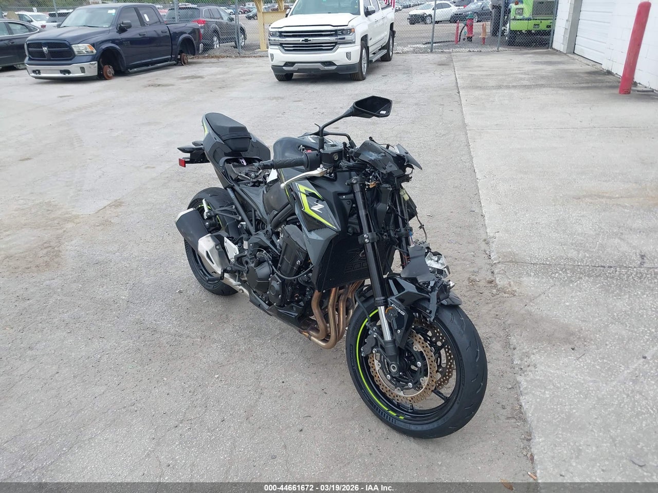 ML5ZRDF16RD****** · 2024 KAWASAKI ZR900 F