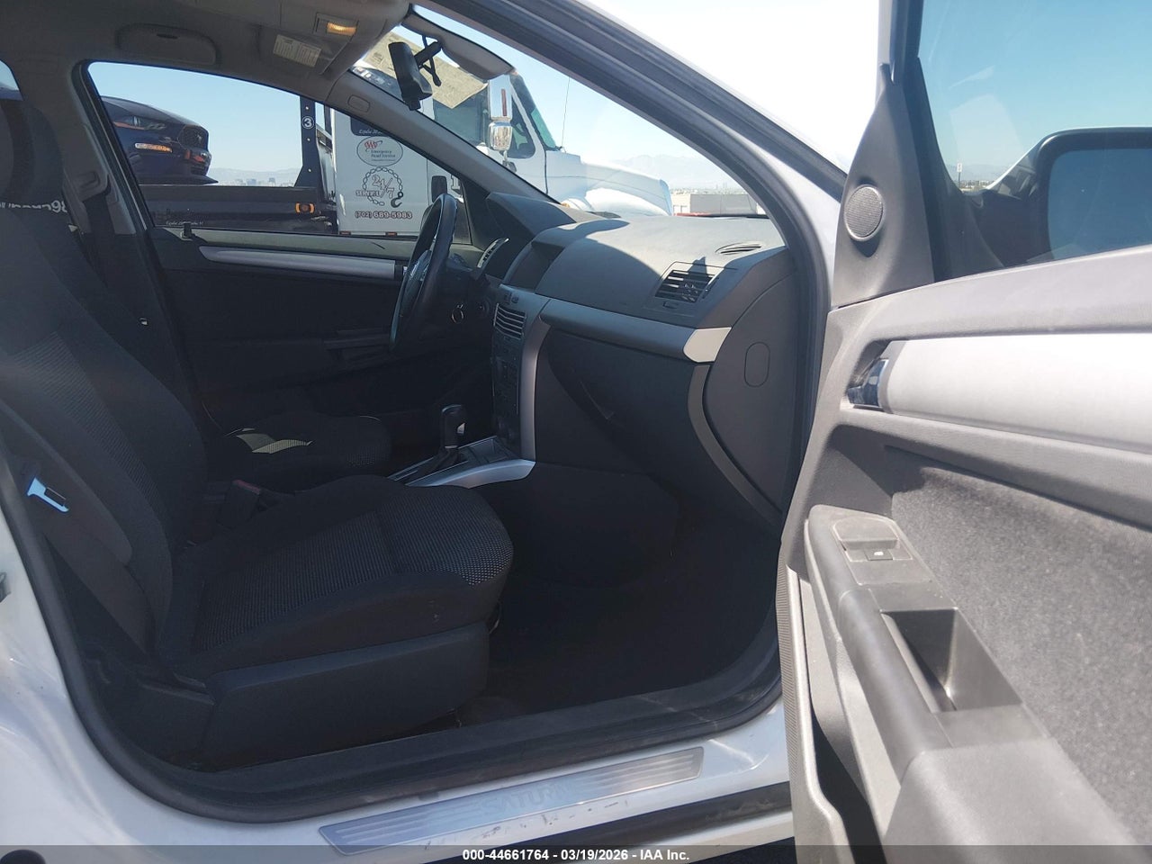 2008 SATURN ASTRA XR · 5/11