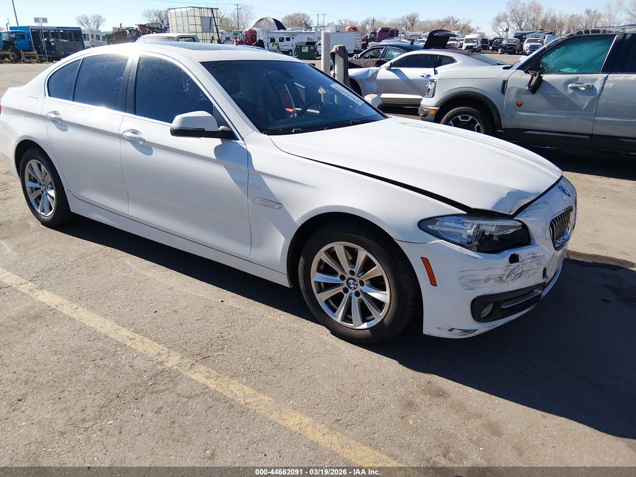 WBA5A5C5XFD****** · 2015 BMW 528I