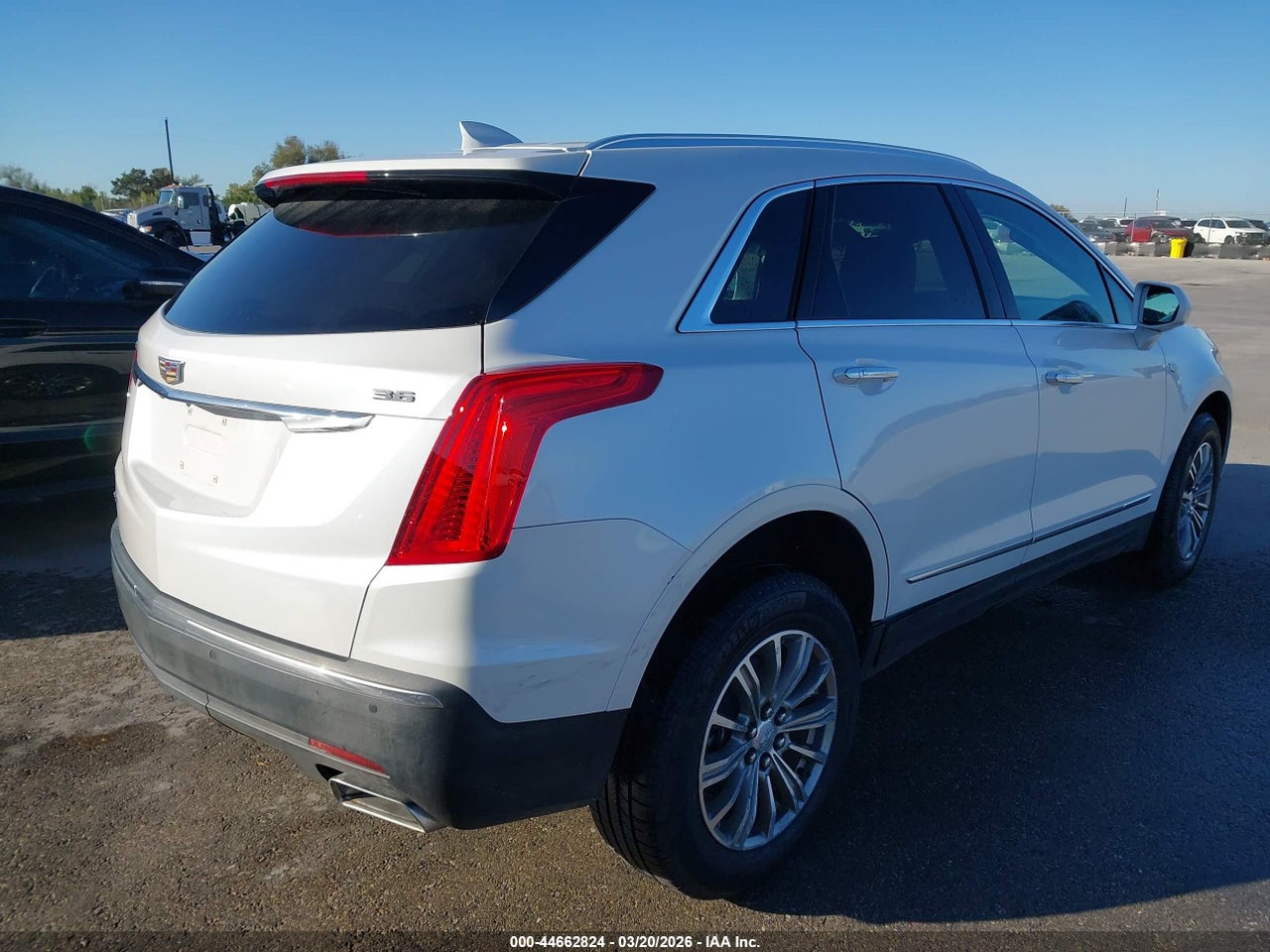 2018 CADILLAC XT5 LUXURY · 4/11