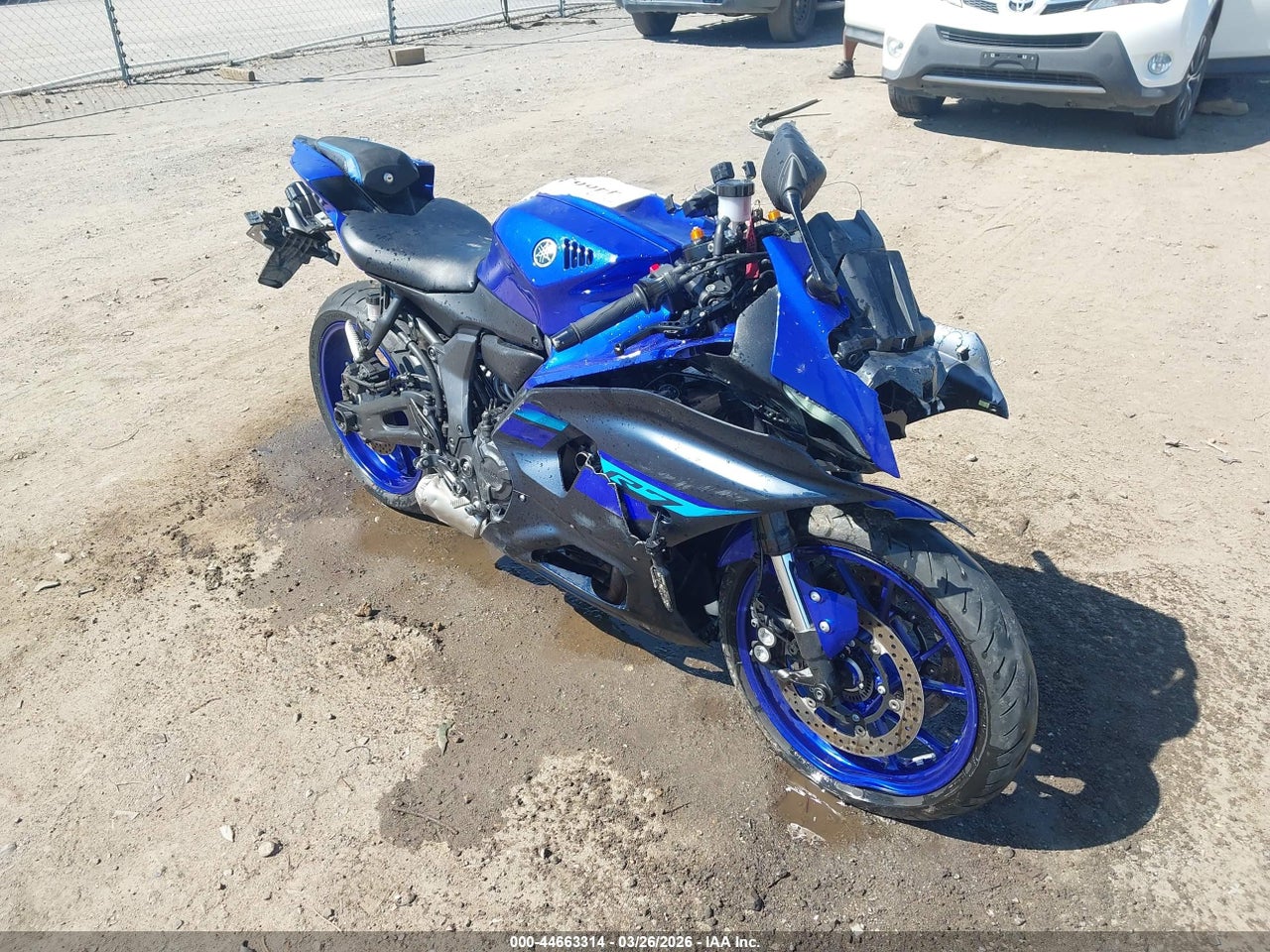 JYARM38E8RA****** · 2024 YAMAHA YZFR7