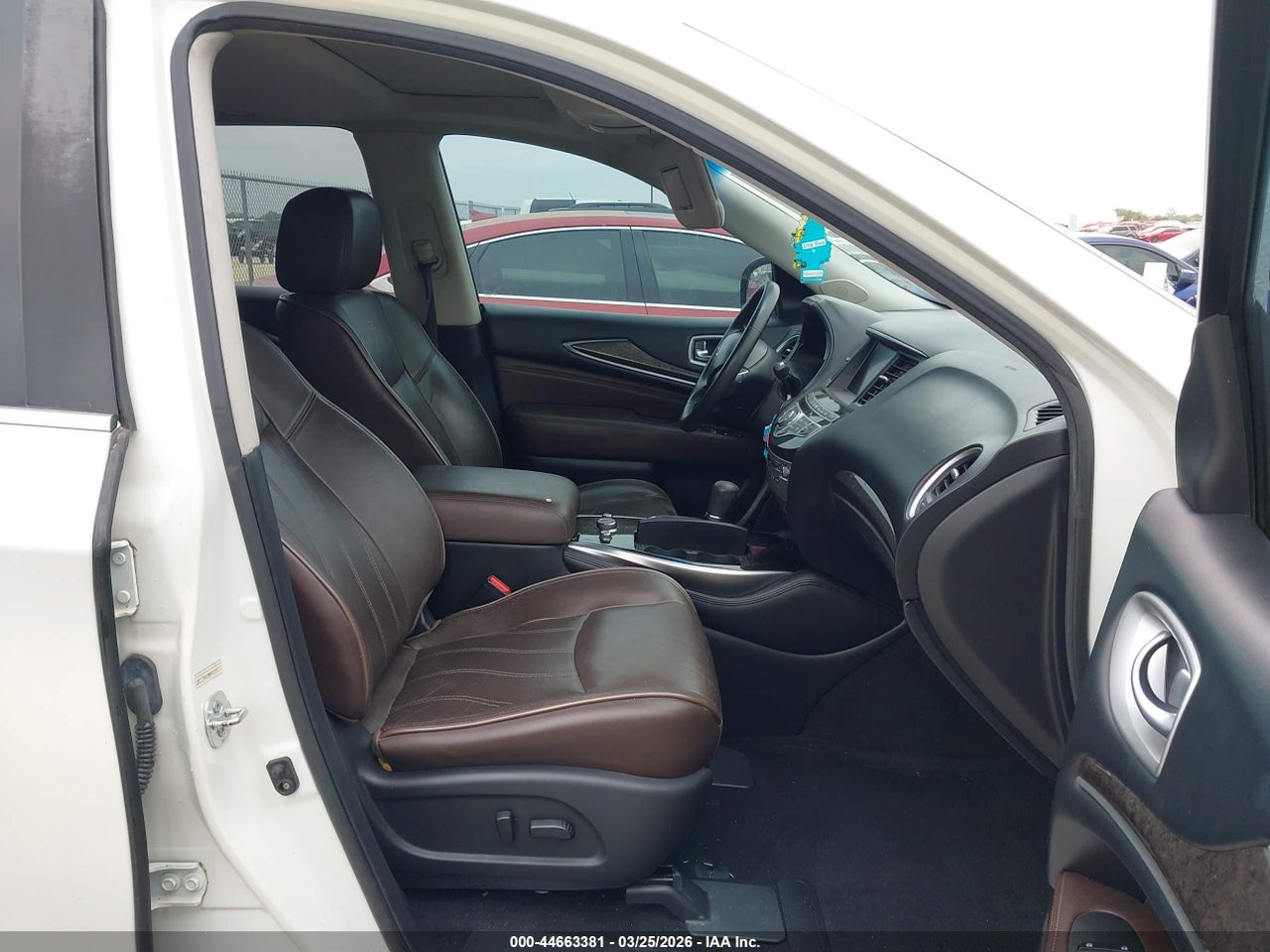 2013 INFINITI JX35 · 5/10