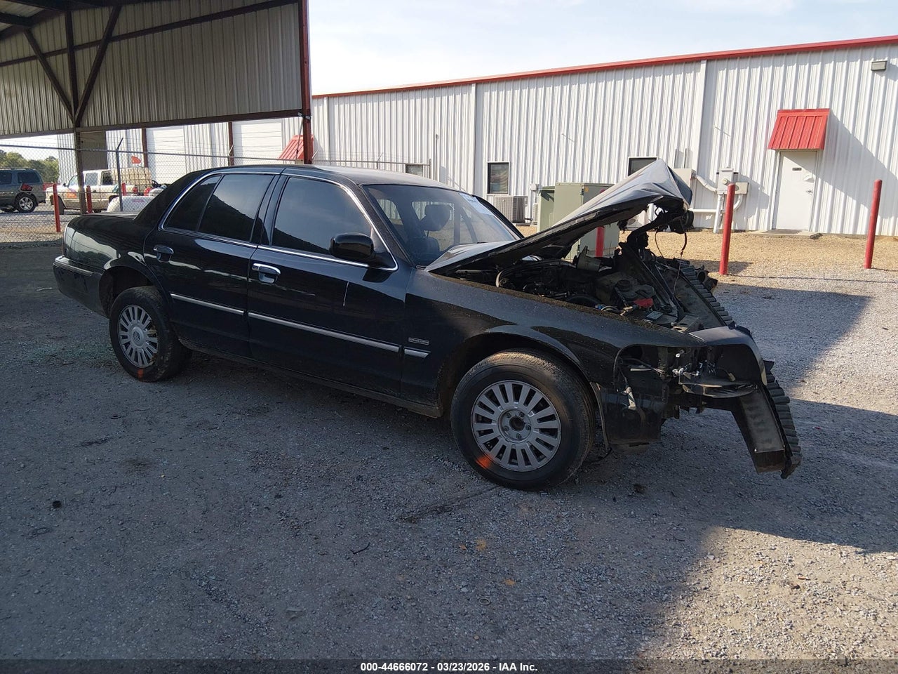 2MEBM7FVXAX****** · 2010 MERCURY GRAND MARQUIS LS (FLEET ONLY)