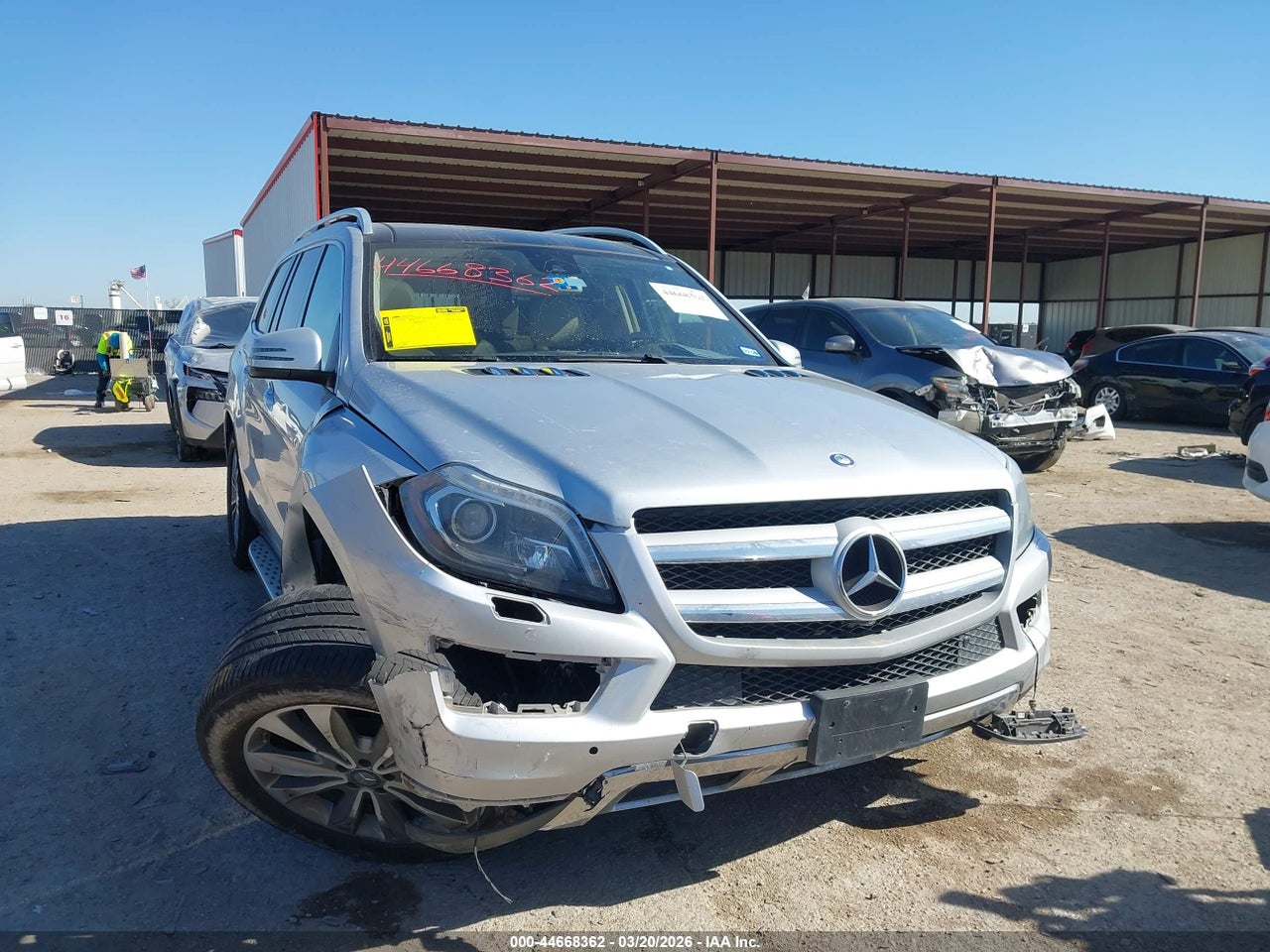 4JGDF7CE4EA****** · 2014 MERCEDES-BENZ GL 450 4MATIC