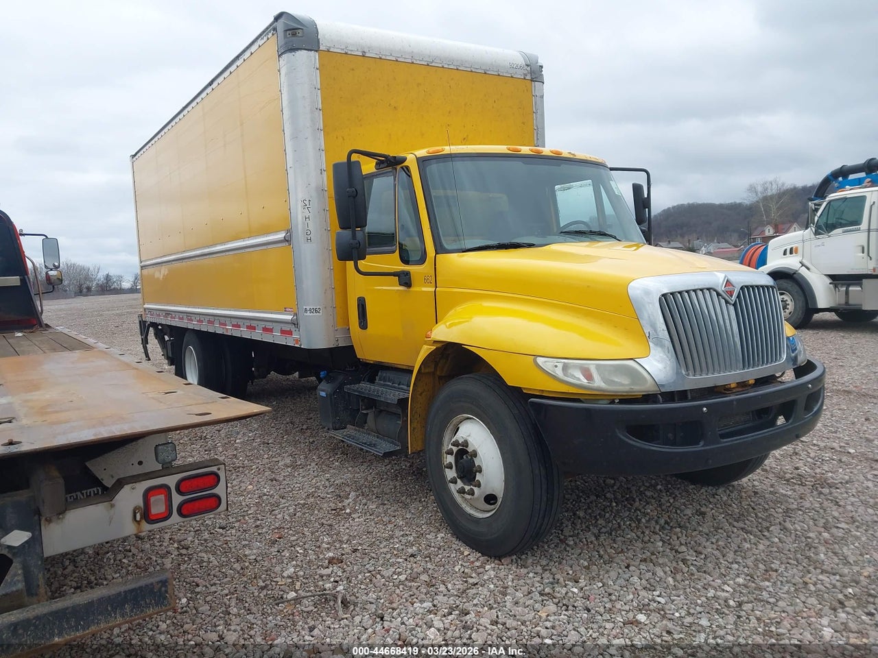 2019 INTERNATIONAL DURASTAR 4300