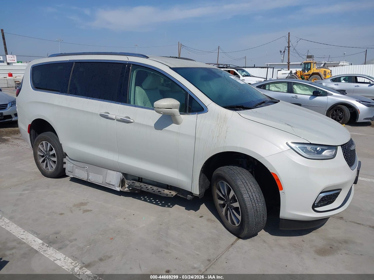 2C4RC1BG1MR****** · 2021 CHRYSLER PACIFICA TOURING L