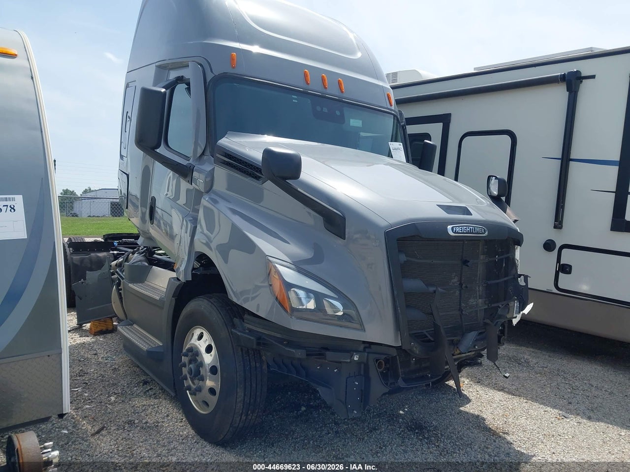 2026 FREIGHTLINER NEW CASCADIA 126