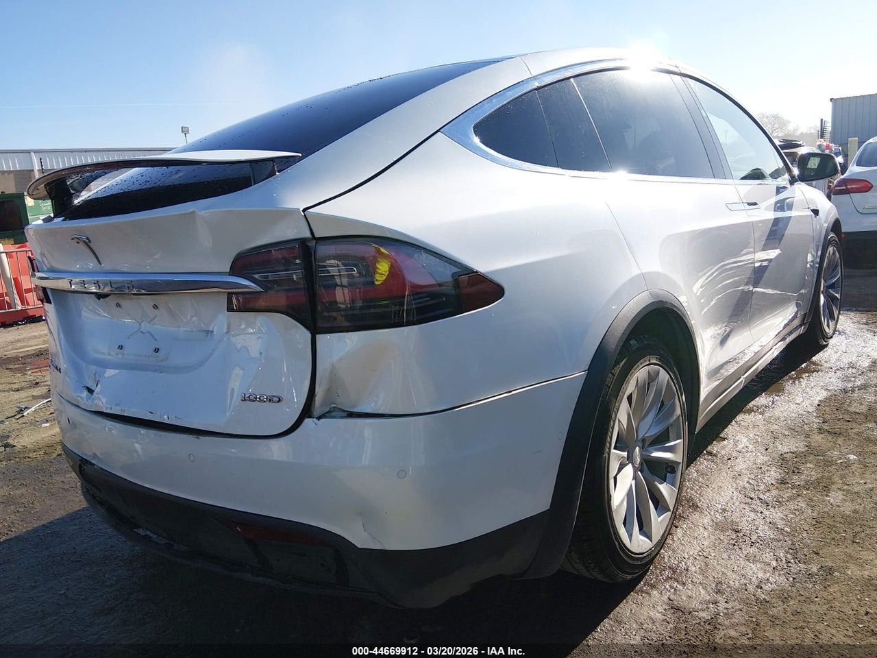2017 TESLA MODEL X 100D/75D/90D · 4/11