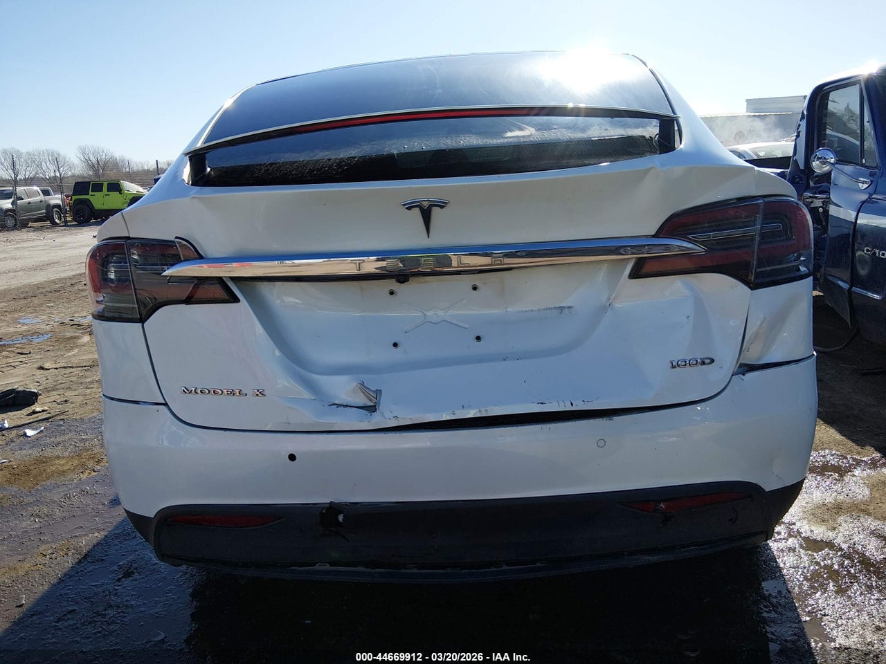2017 TESLA MODEL X 100D/75D/90D · 6/11