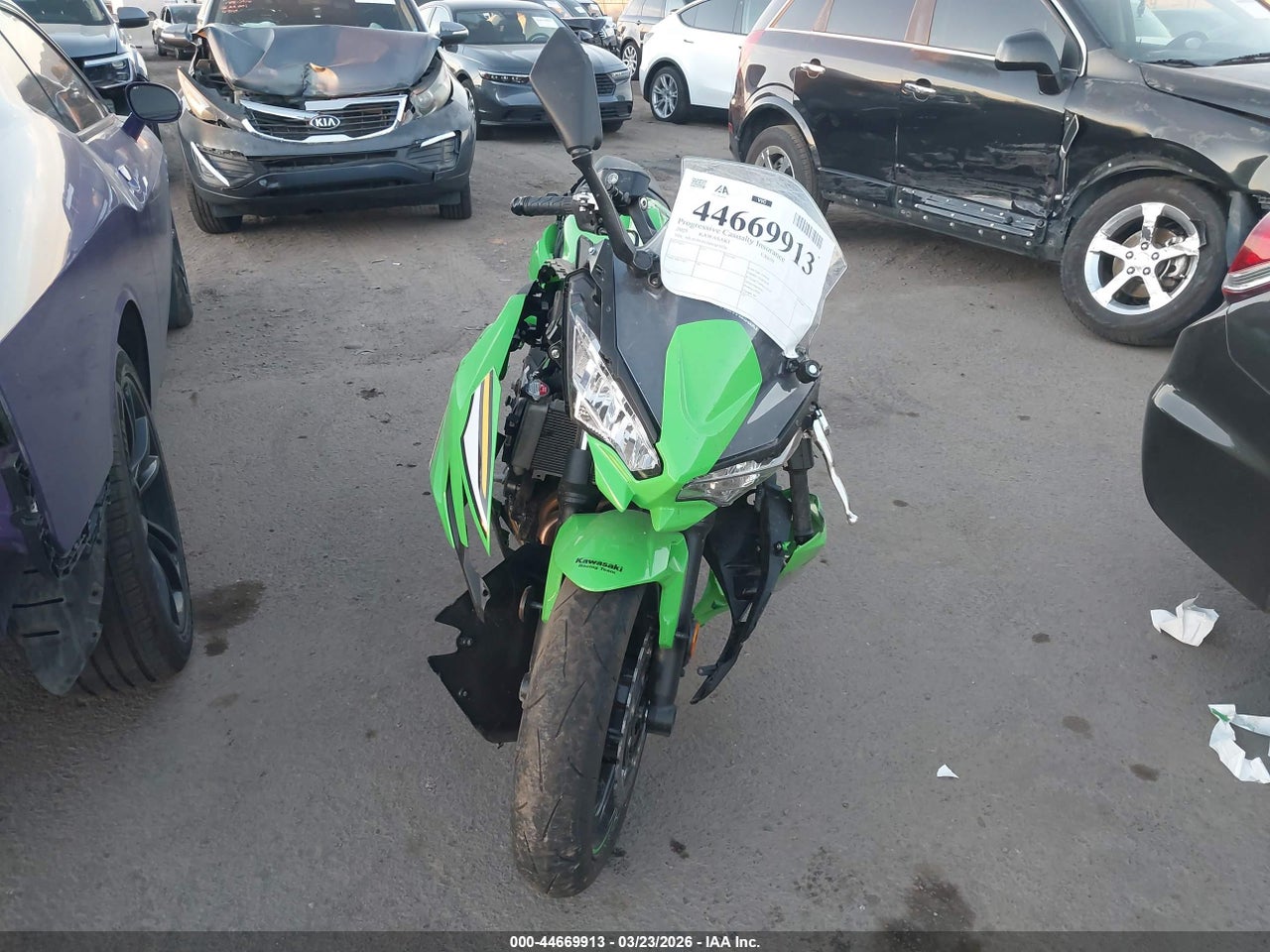 2025 KAWASAKI EX650 P · 5/10