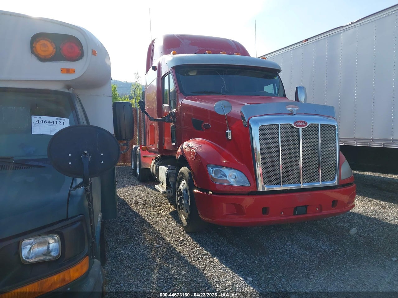 1XP4D49X9CD****** · 2012 PETERBILT 587