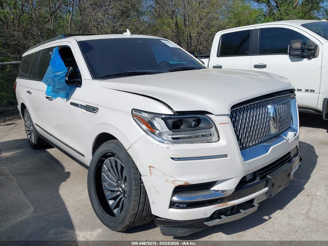 5LMJJ3LT0JE****** · 2018 LINCOLN NAVIGATOR L RESERVE