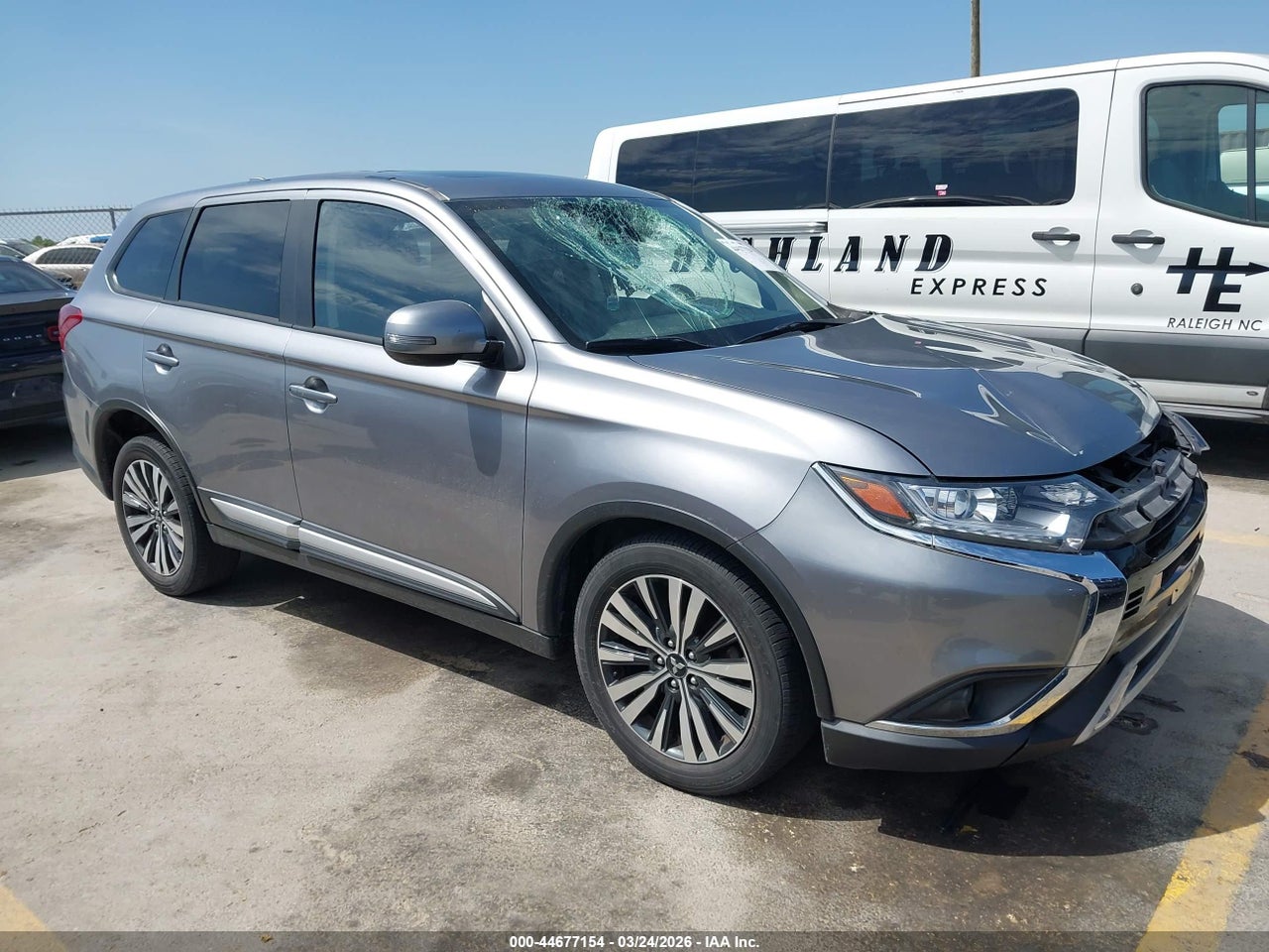 JA4AD3A35LZ****** · 2020 MITSUBISHI OUTLANDER SE 2.4