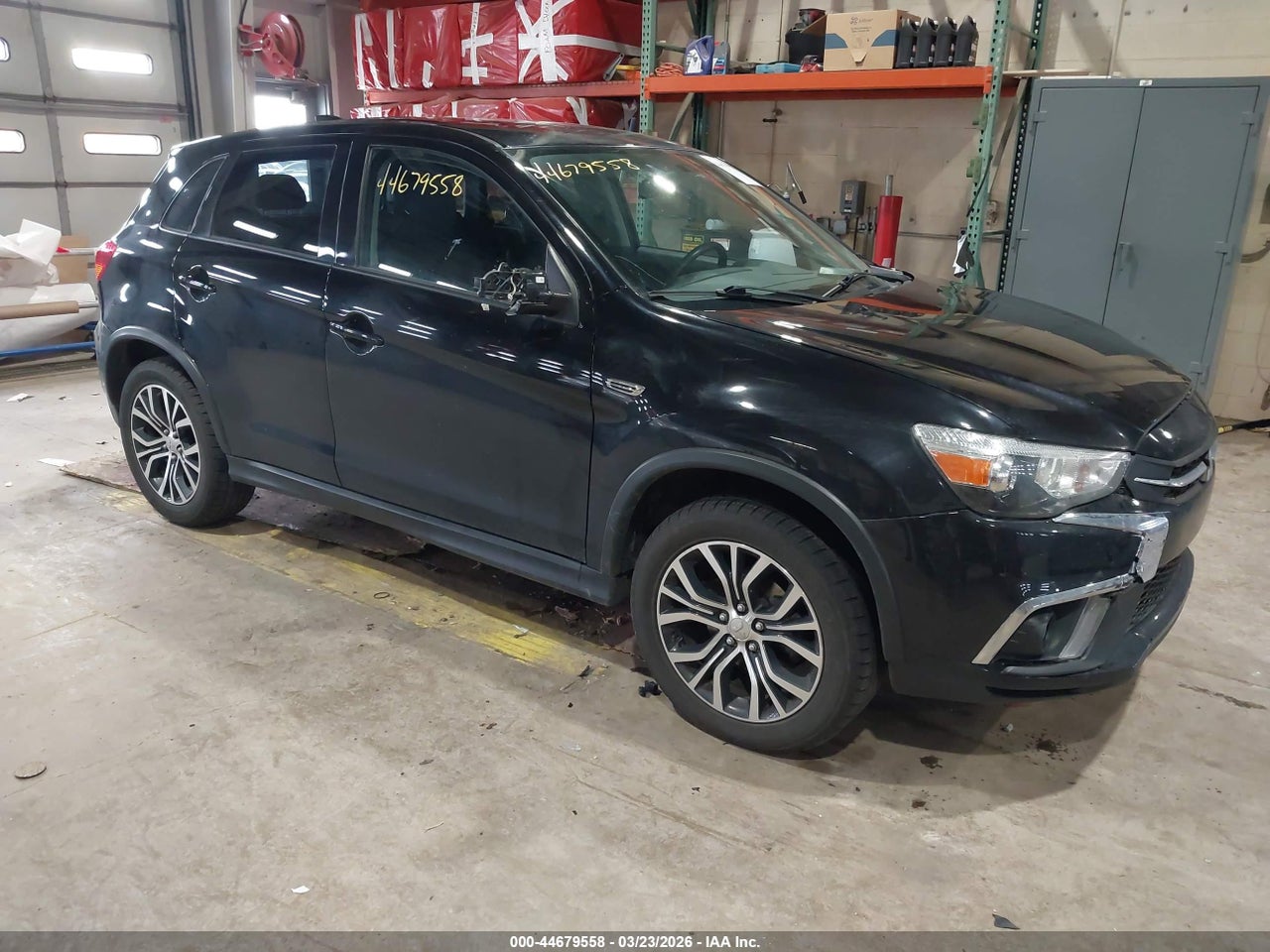 JA4AP3AW5JZ****** · 2018 MITSUBISHI OUTLANDER SPORT 2.4 SE