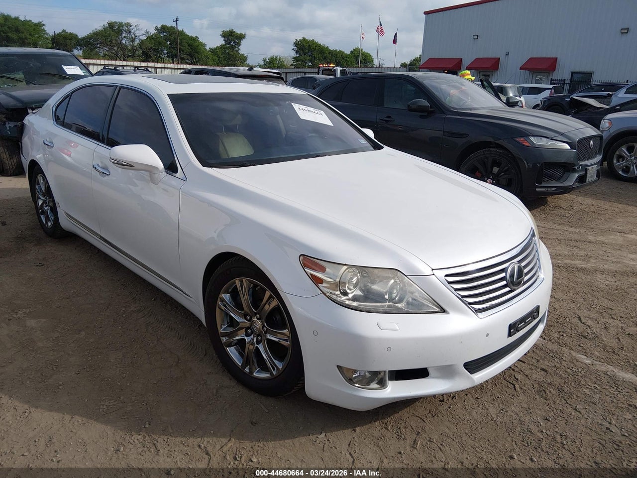 JTHDL1EF9A5****** · 2010 LEXUS LS 460 L