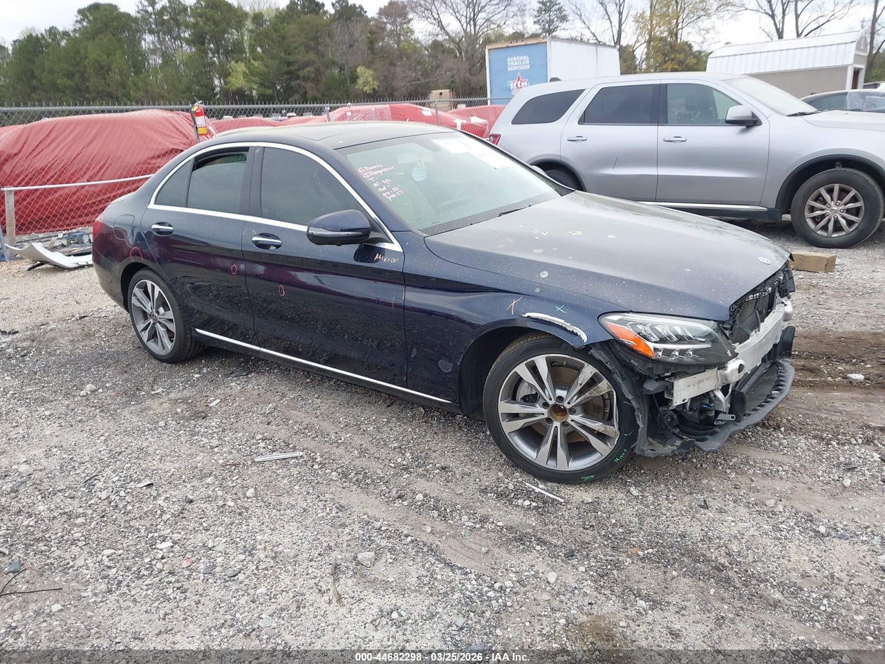 W1KWF8DB3LR****** · 2020 MERCEDES-BENZ C 300