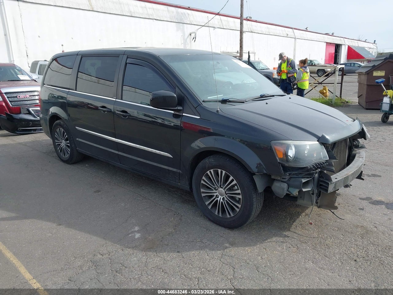 2C4RC1HG8ER****** · 2014 CHRYSLER TOWN &amp; COUNTRY S