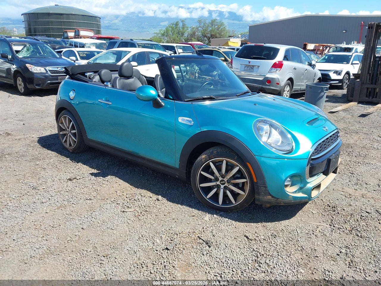 WMWWG9C59G3****** · 2016 MINI CONVERTIBLE COOPER S