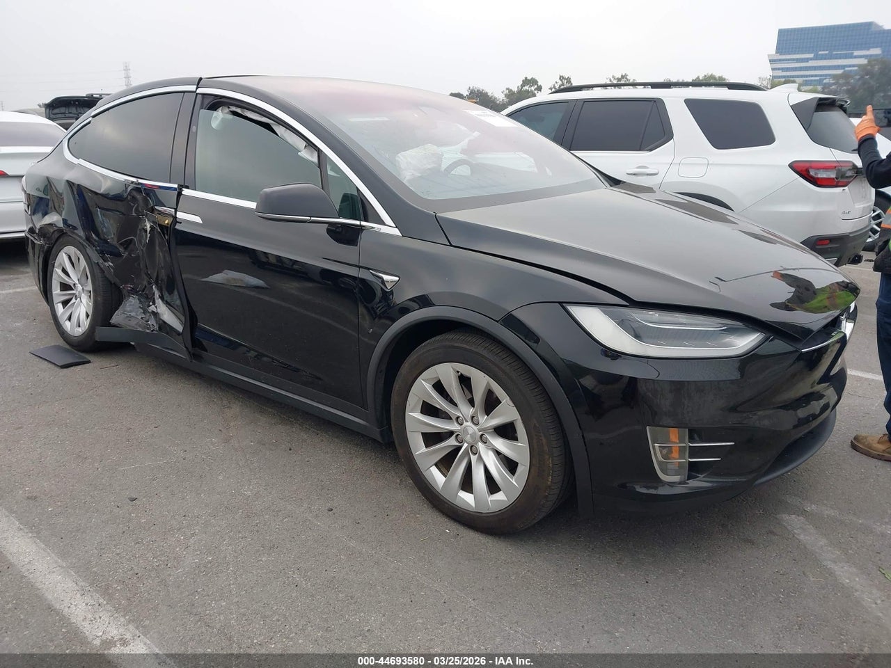 5YJXCAE28KF****** · 2019 TESLA MODEL X 100D/75D/LONG RANGE