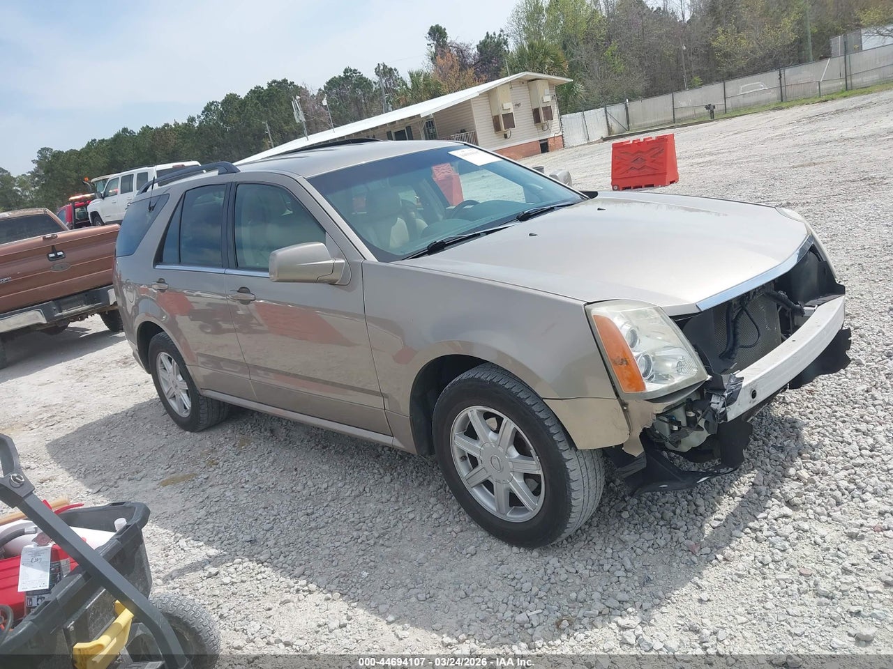 1GYDE637440****** · 2004 CADILLAC SRX STANDARD