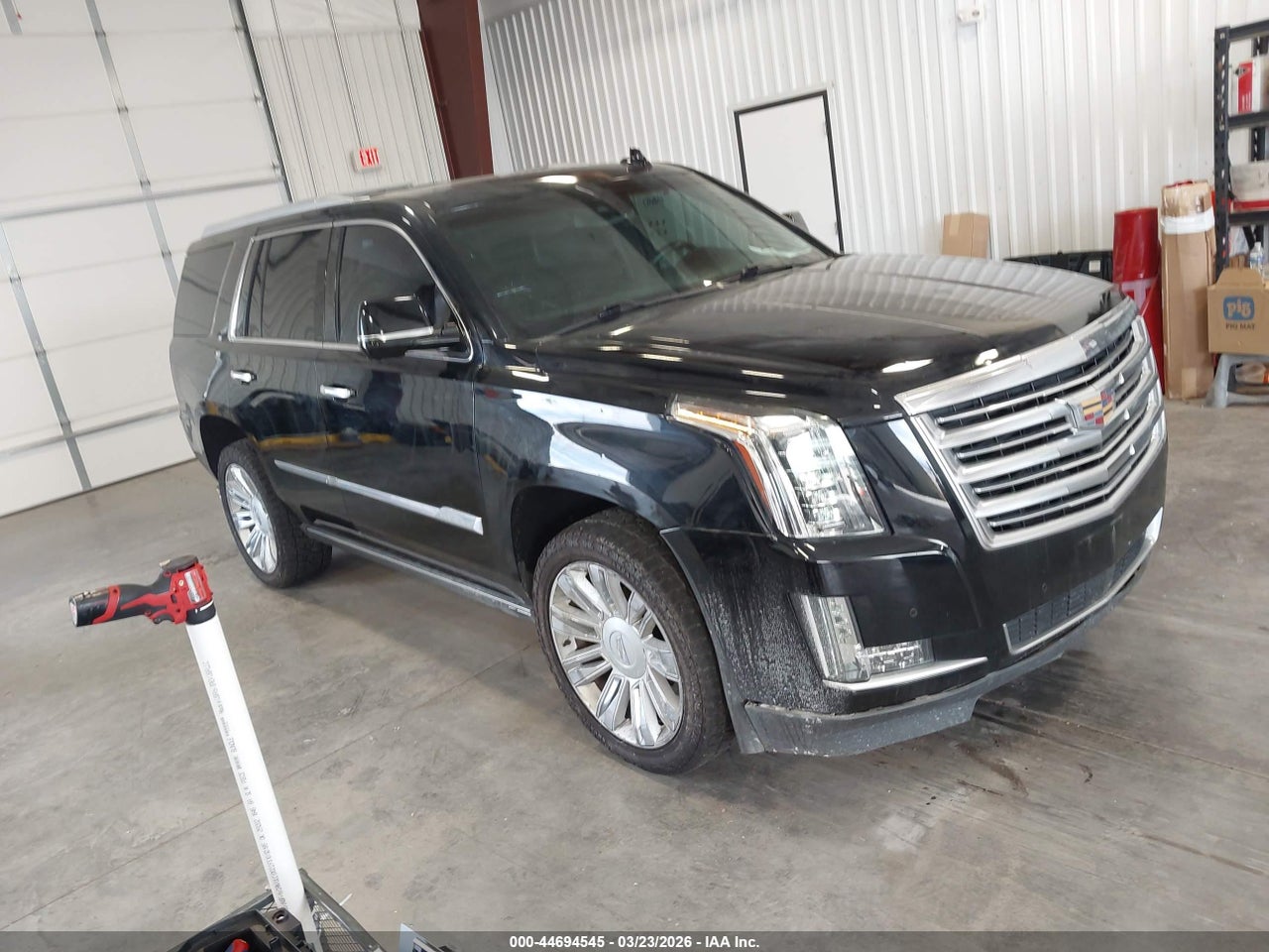 1GYS4DKJ5GR****** · 2016 CADILLAC ESCALADE PLATINUM