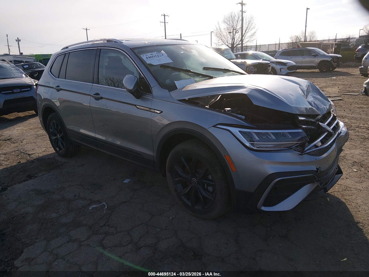 3VVMB7AX8RM****** · 2024 VOLKSWAGEN TIGUAN 2.0T SE/2.0T WOLFSBURG EDITION
