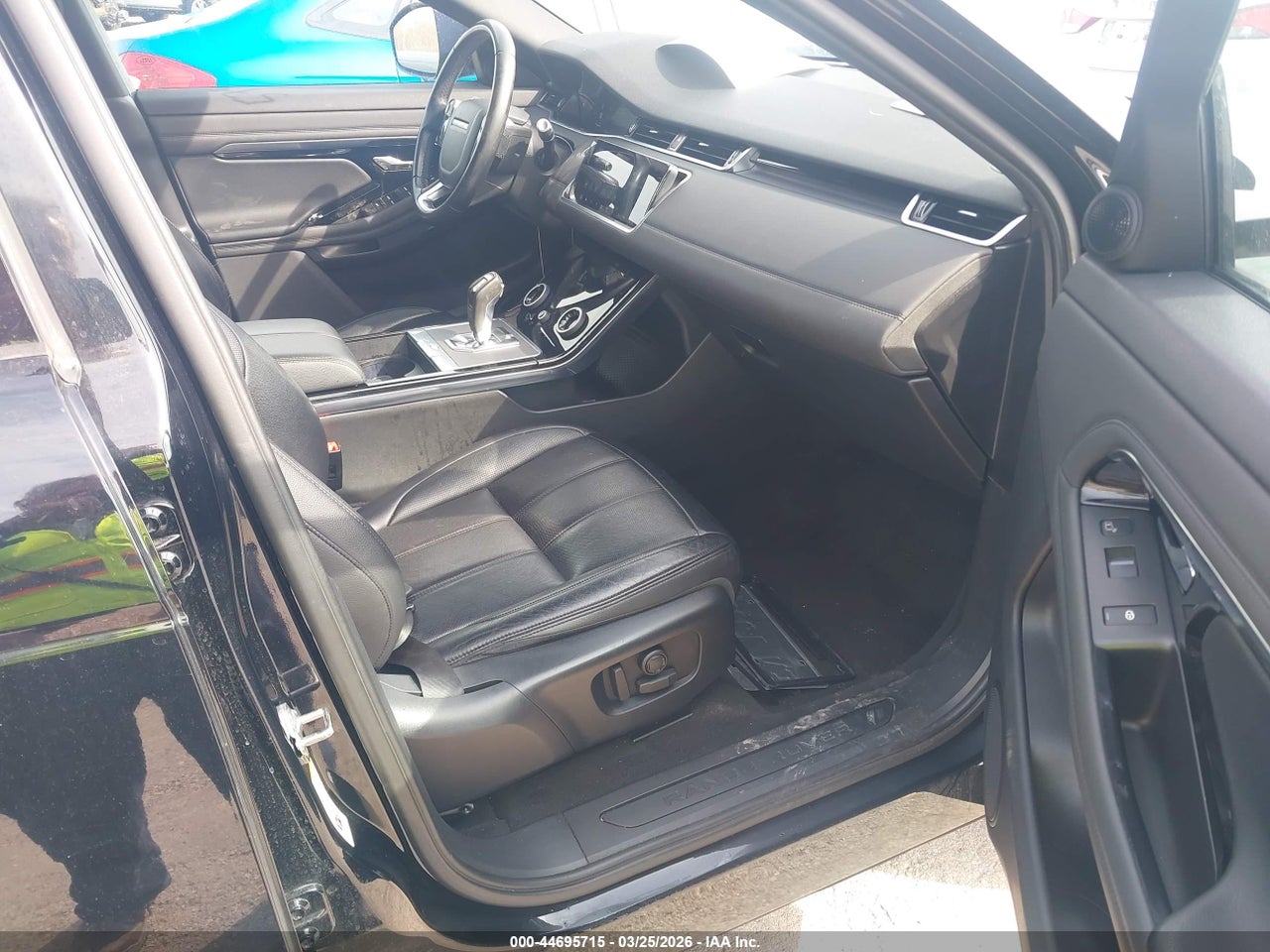 2020 LAND ROVER RANGE ROVER EVOQUE SE · 5/11