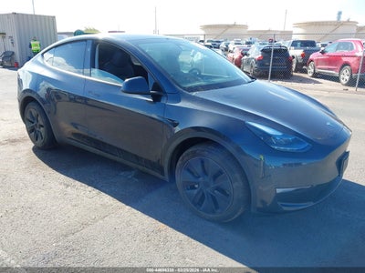 2024 TESLA MODEL Y LONG RANGE SINGLE MOTOR REAR-WHEEL DRIVE/RWD
