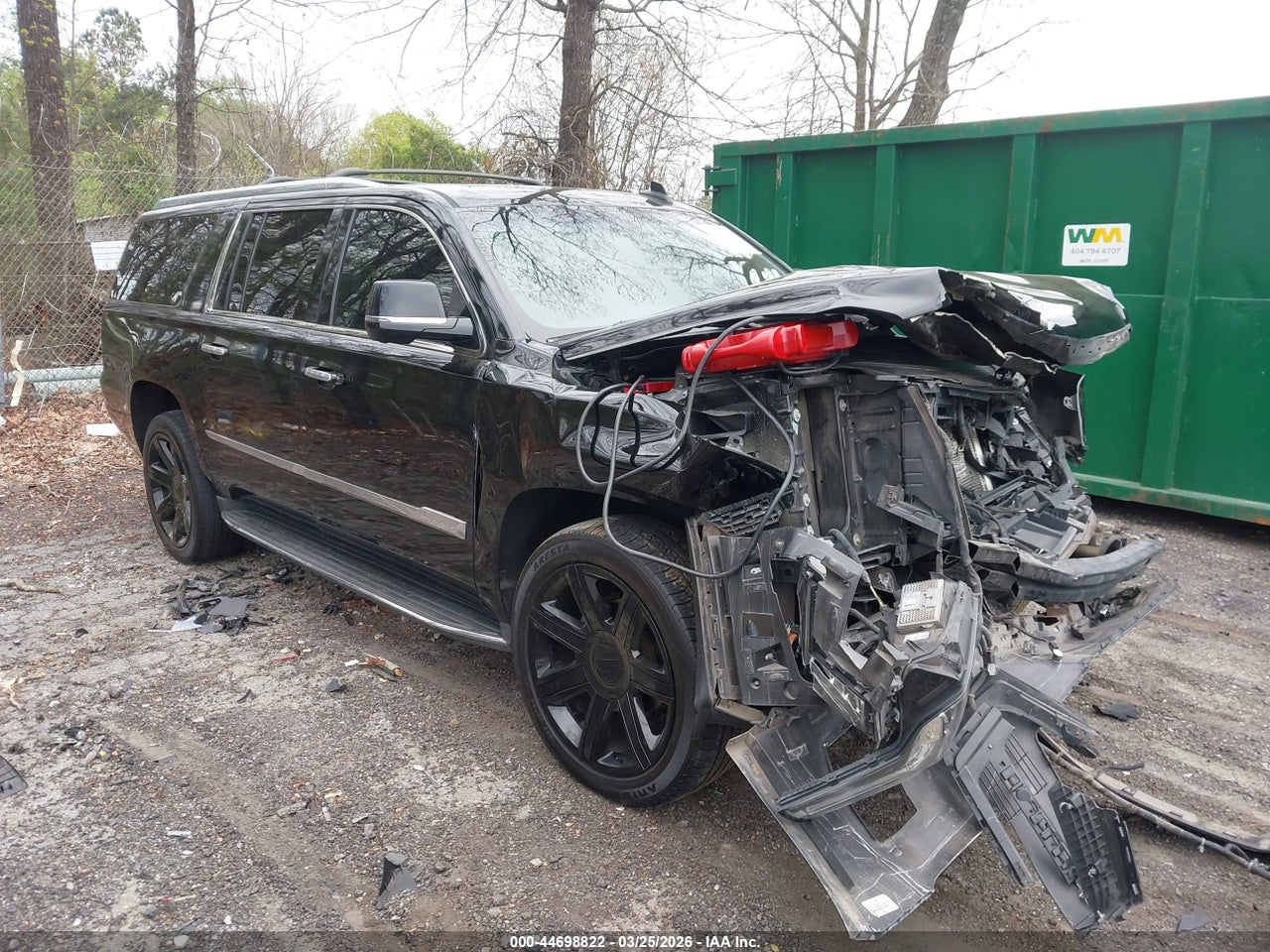 1GYS4HKJ8HR****** · 2017 CADILLAC ESCALADE ESV LUXURY