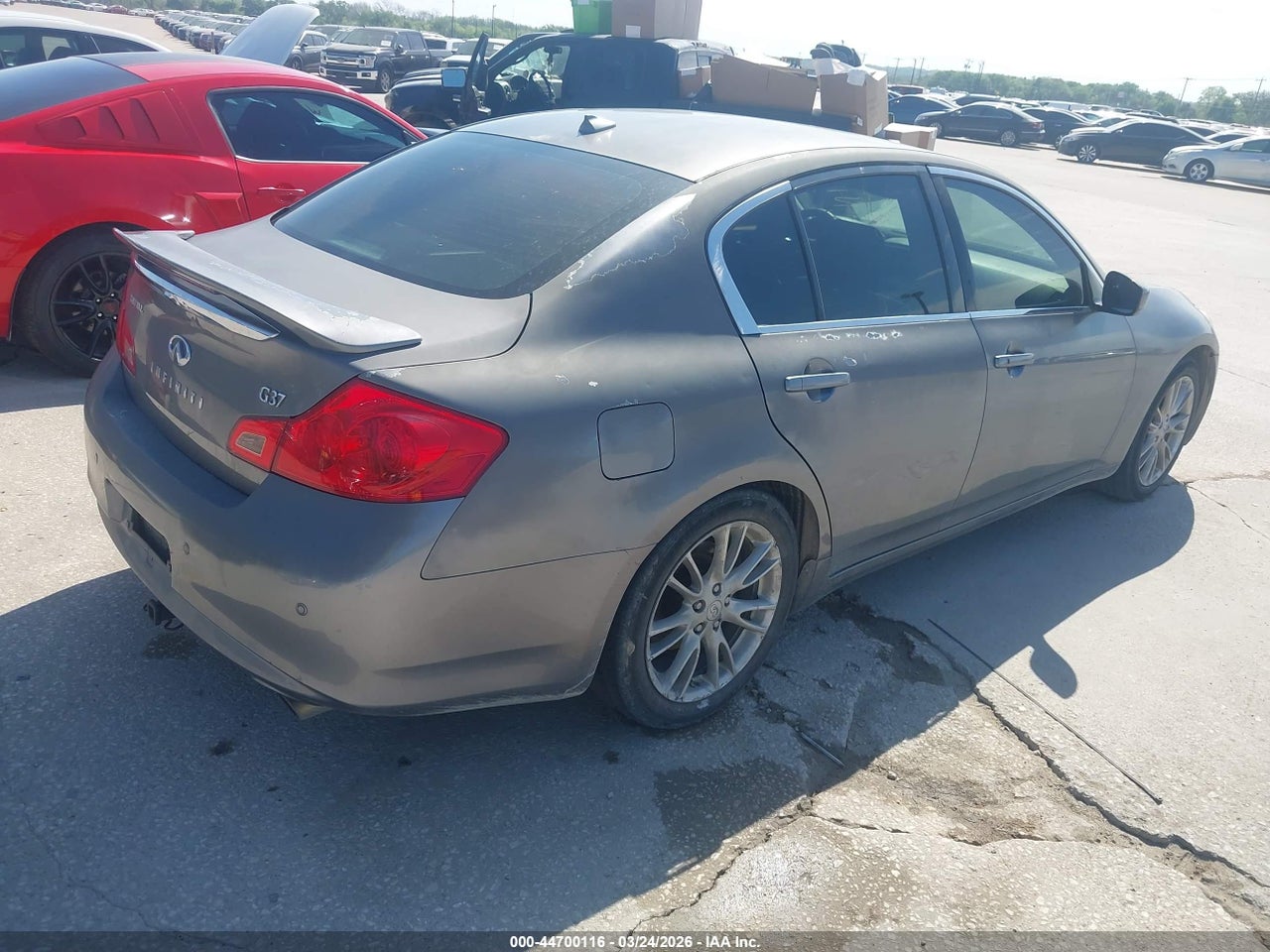 2012 INFINITI G37 JOURNEY · 4/10