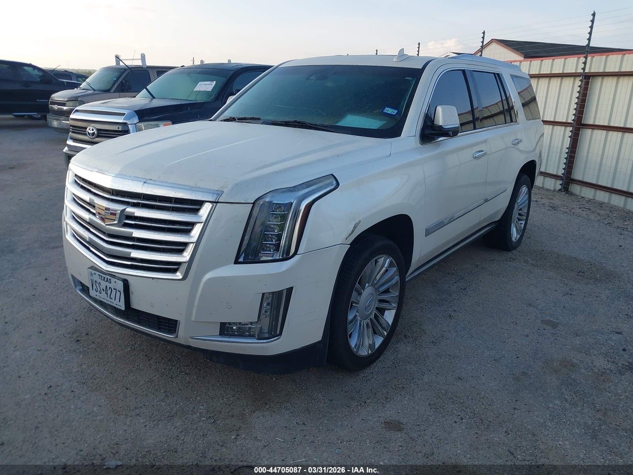 2015 CADILLAC ESCALADE PLATINUM · 2/11