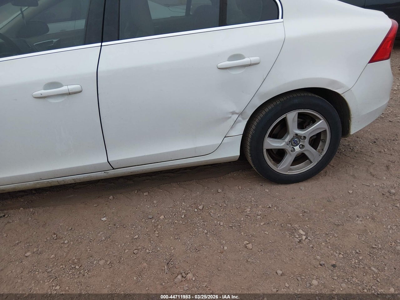 2012 VOLVO S60 T5 · 6/10