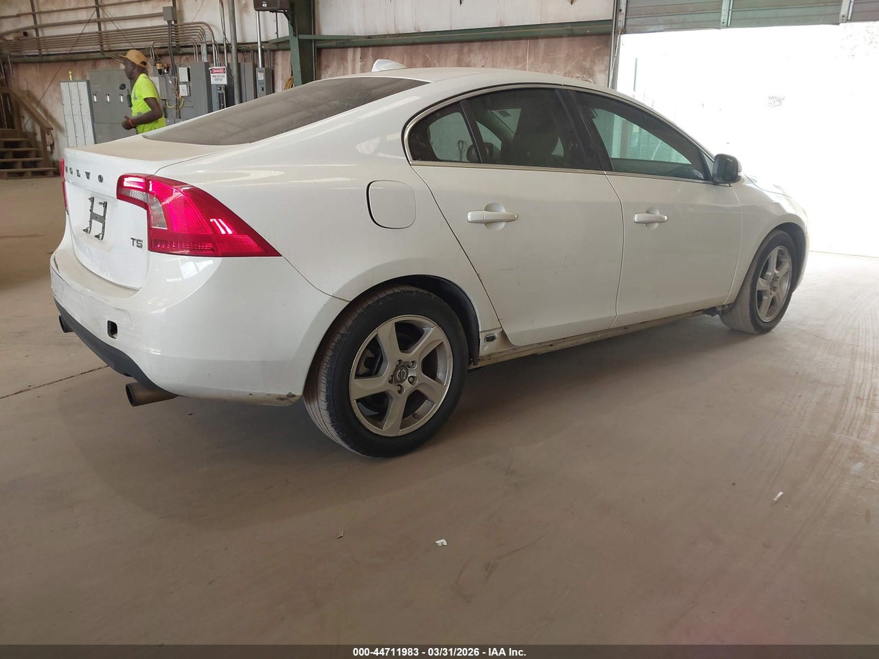 2012 VOLVO S60 T5 · 4/10