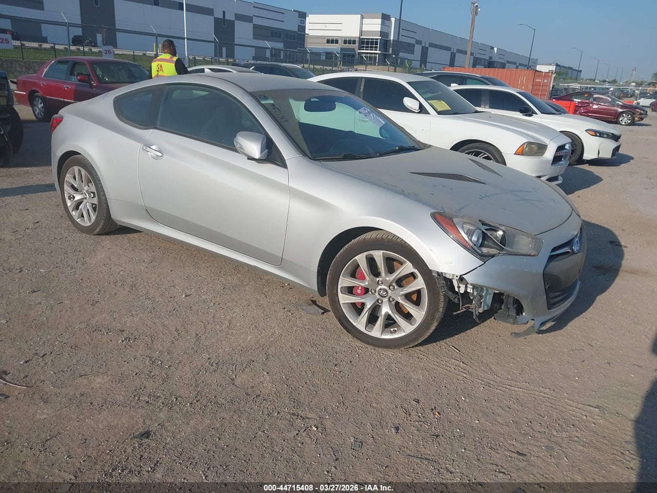 KMHHT6KJ5FU****** · 2015 HYUNDAI GENESIS 3.8 BASE