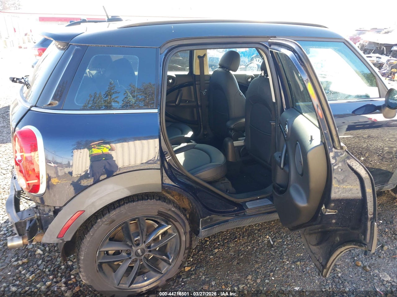 WMWZC3C51CW****** · 2012 MINI COOPER S COUNTRYMAN   · 8/11