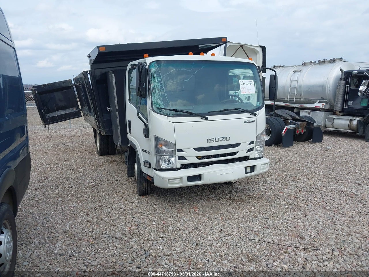 54DE5W1L7NS****** · 2022 ISUZU NRR