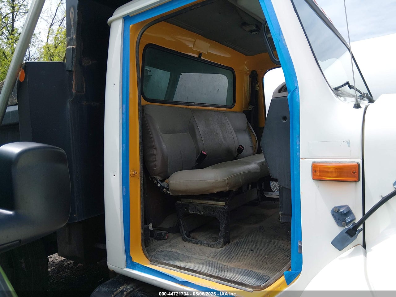 2000 INTERNATIONAL 4000 4700 · 5/11