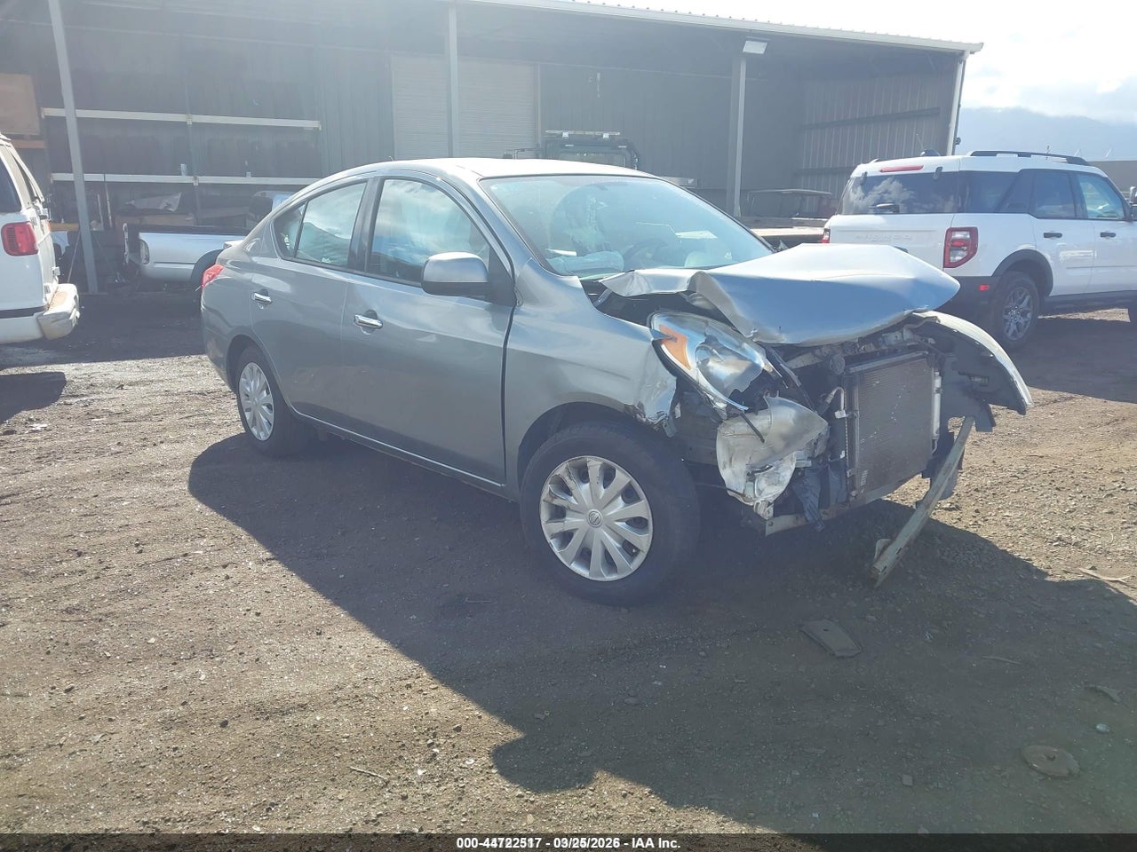 3N1CN7AP8EL****** · 2014 NISSAN VERSA 1.6 SV