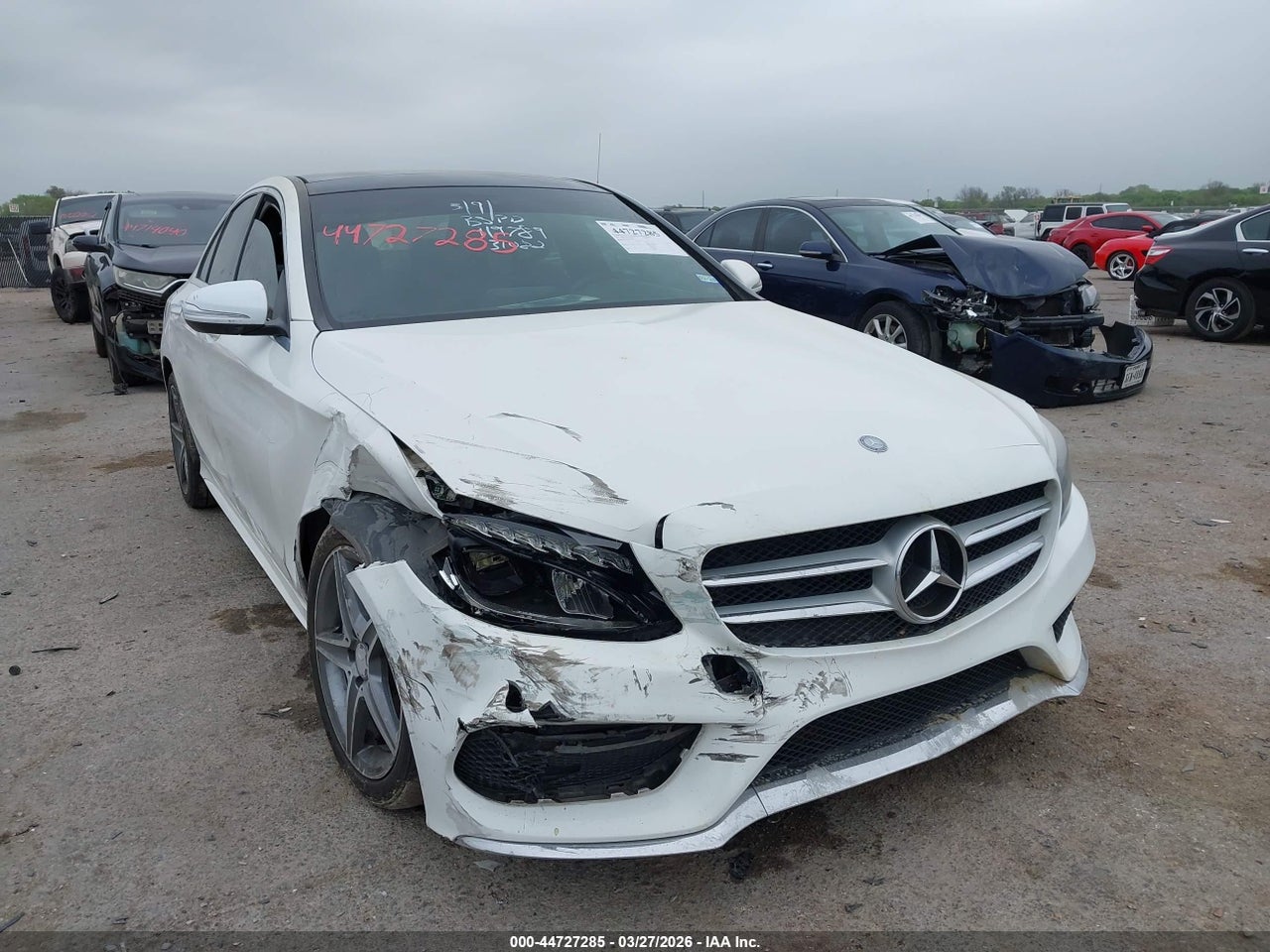 55SWF6GB0FU****** · 2015 MERCEDES-BENZ C 400 4MATIC