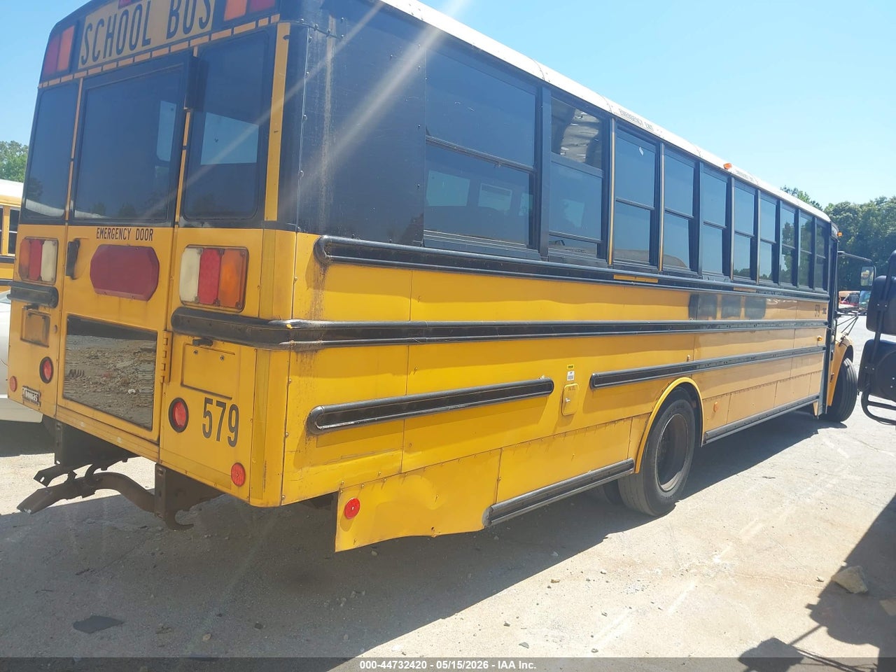 2009 FREIGHTLINER CHASSIS B2B · 4/11