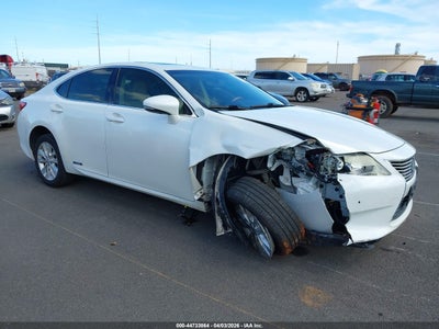 2013 LEXUS ES 300H
