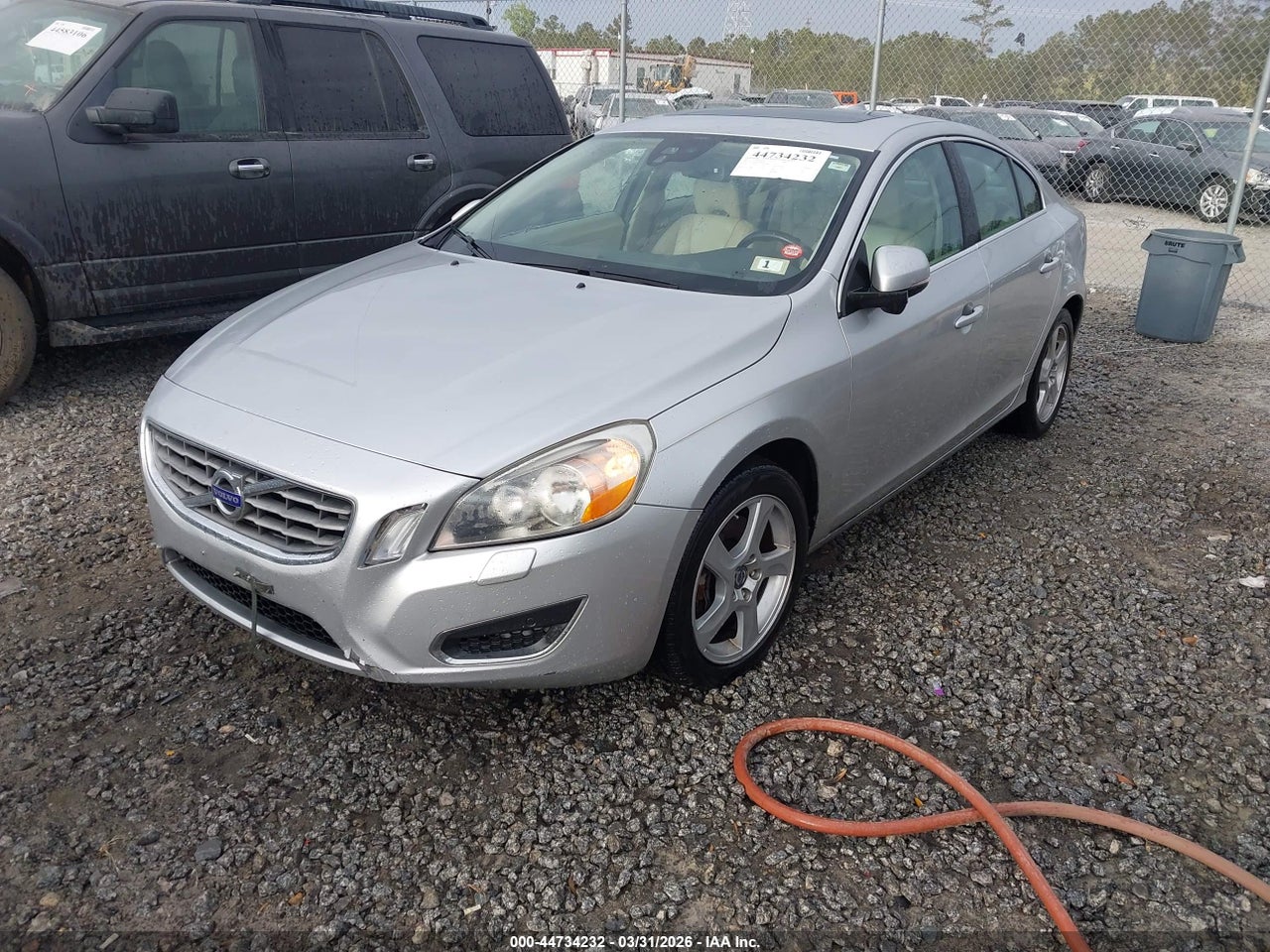 2012 VOLVO S60 T5 · 2/8