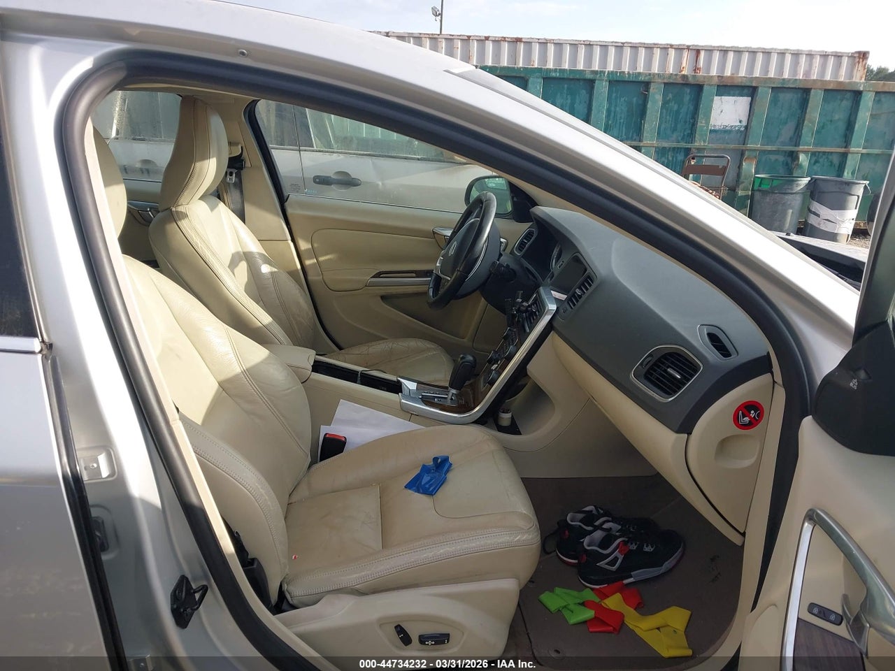 2012 VOLVO S60 T5 · 5/8