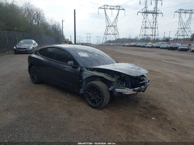 5YJ3E1EA9SF****** · 2025 TESLA MODEL 3 LONG RANGE REAR-WHEEL DRIVE/STANDARD REAR-WHEEL DRIVE