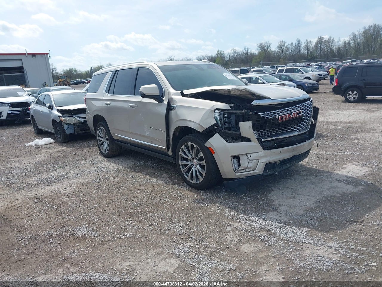 1GKS2DKT8MR****** · 2021 GMC YUKON 4WD DENALI