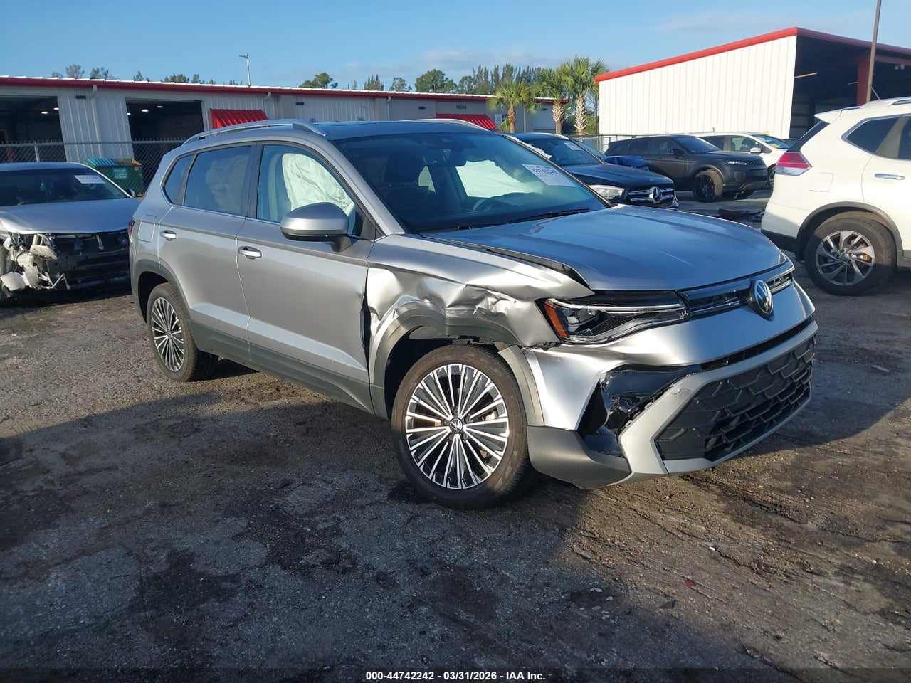 3VVEC7B21SM****** · 2025 VOLKSWAGEN TAOS 1.5T SE